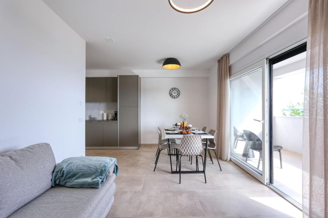 Apartments Bonaca With Jacuzzi Privlaka  Zewnętrze zdjęcie
