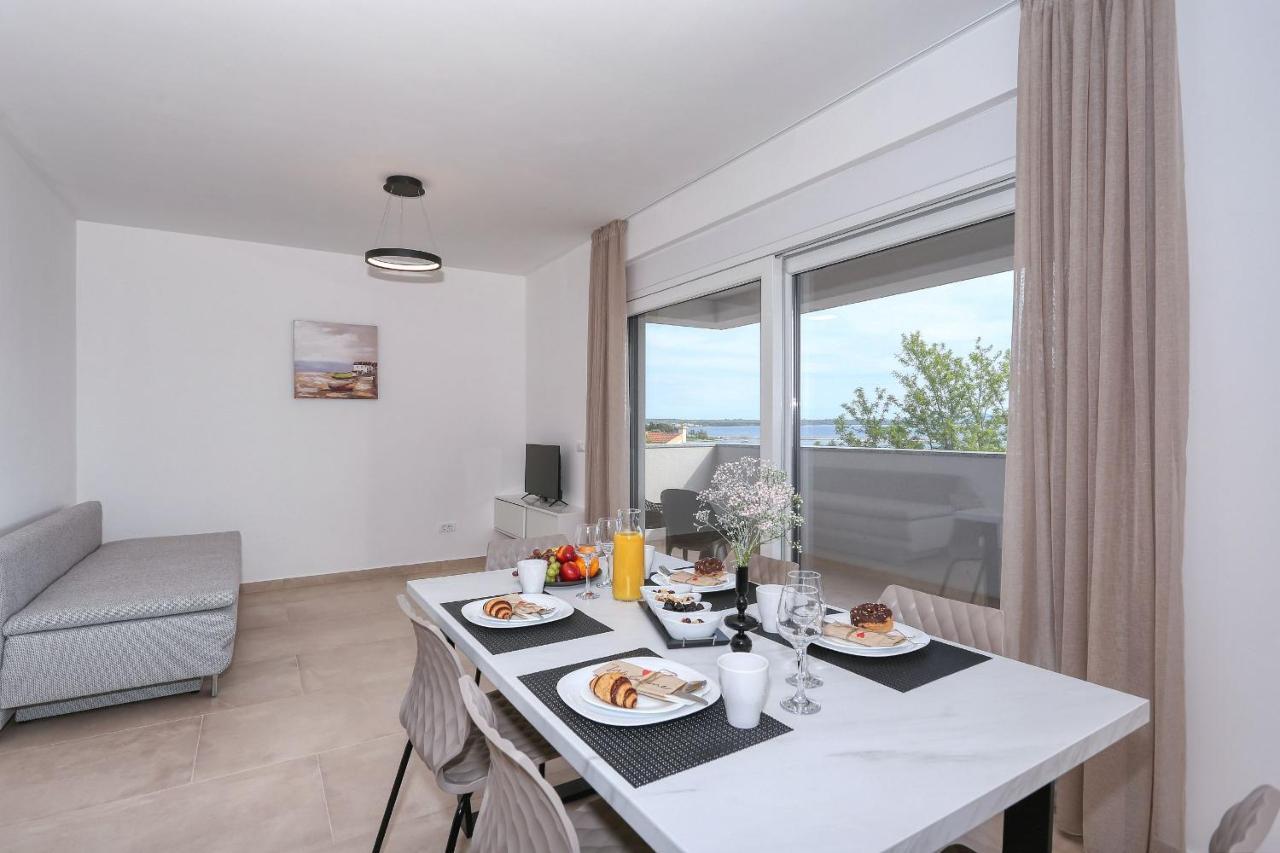 Apartments Bonaca With Jacuzzi Privlaka  Zewnętrze zdjęcie