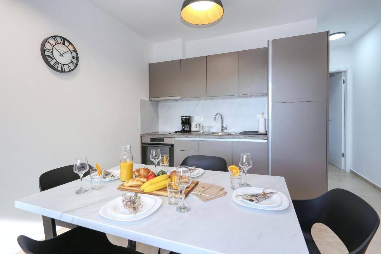 Apartments Bonaca With Jacuzzi Privlaka  Zewnętrze zdjęcie