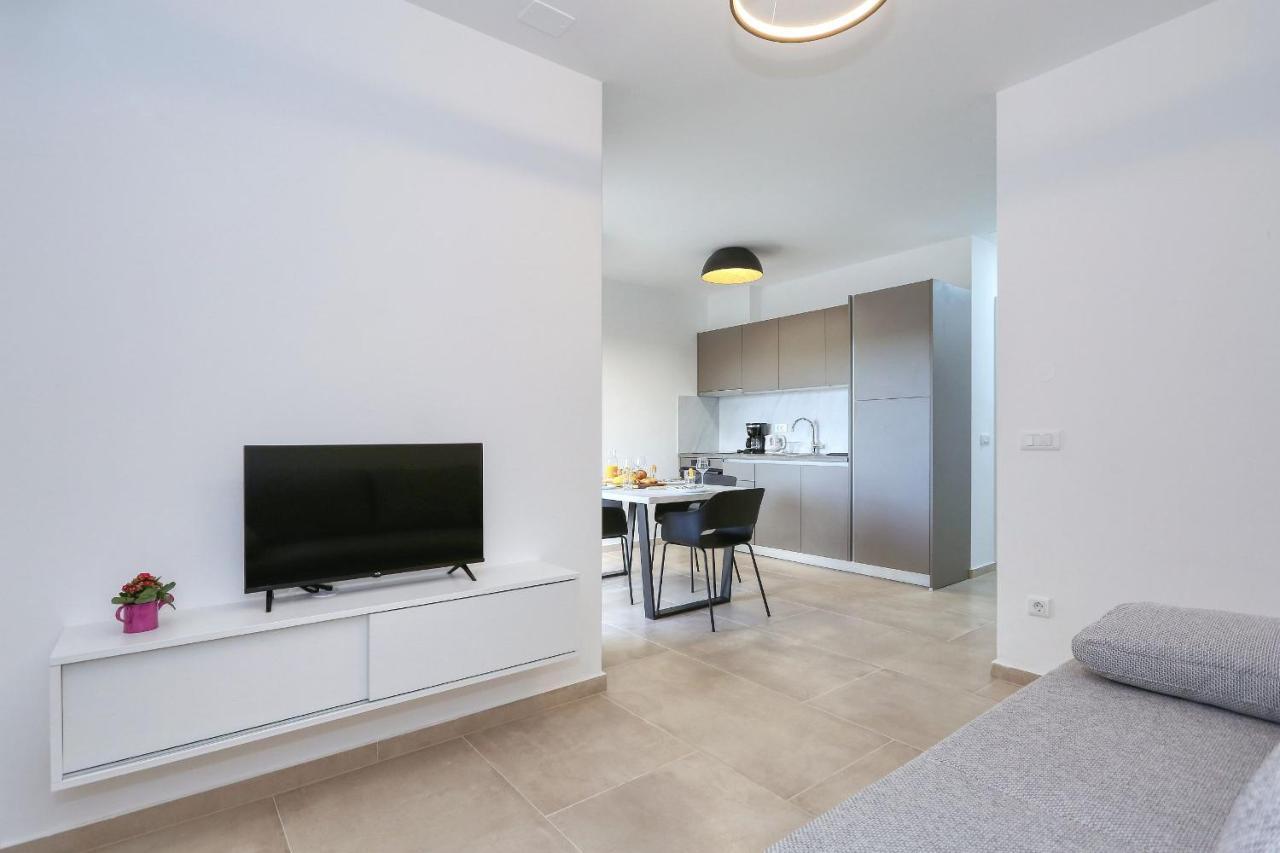 Apartments Bonaca With Jacuzzi Privlaka  Zewnętrze zdjęcie