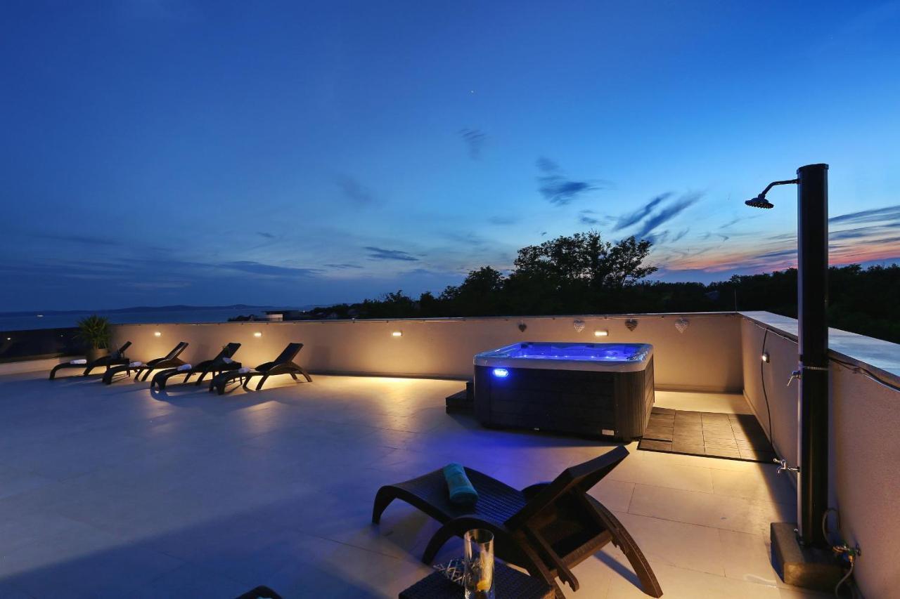 Apartments Bonaca With Jacuzzi Privlaka  Zewnętrze zdjęcie